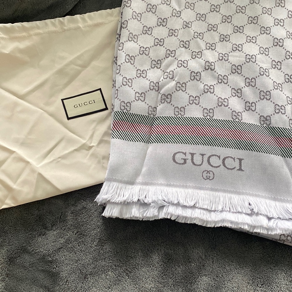 New Gucci Jacquard Silk Wool Scarf/Shawl